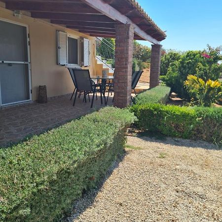 Guesthouse Petrothalassa Porto Heli Extérieur photo