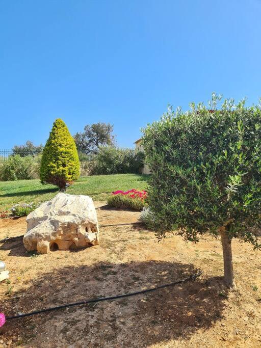 Guesthouse Petrothalassa Porto Heli Extérieur photo
